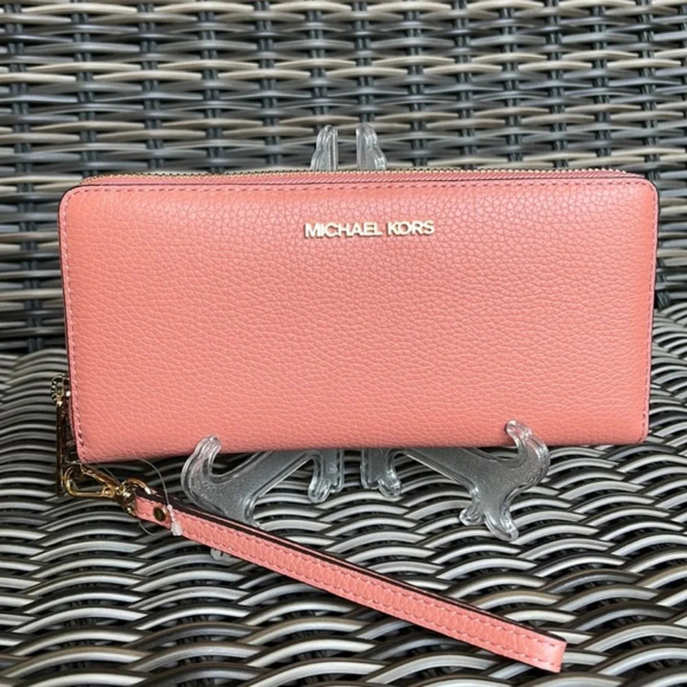 Michael Kors Jet Set Travel Large Travel CONTINENTAL  Sherbert